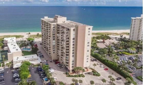 Real estate property located at 2000 Ocean Blvd #4C, Broward, ROYAL COAST CONDO, Lauderdale By The Sea, FL