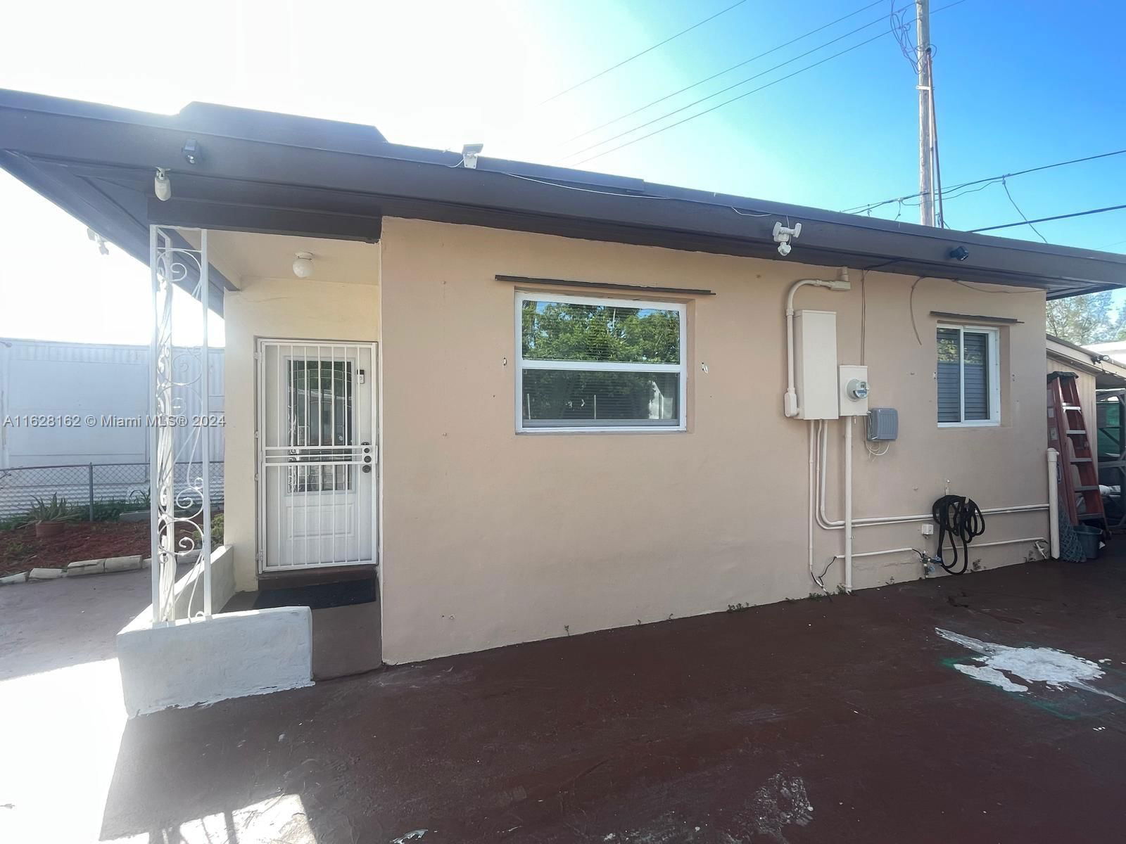 Real estate property located at 2421 135th Ln, Miami-Dade, TRAILER CITY, North Miami Beach, FL