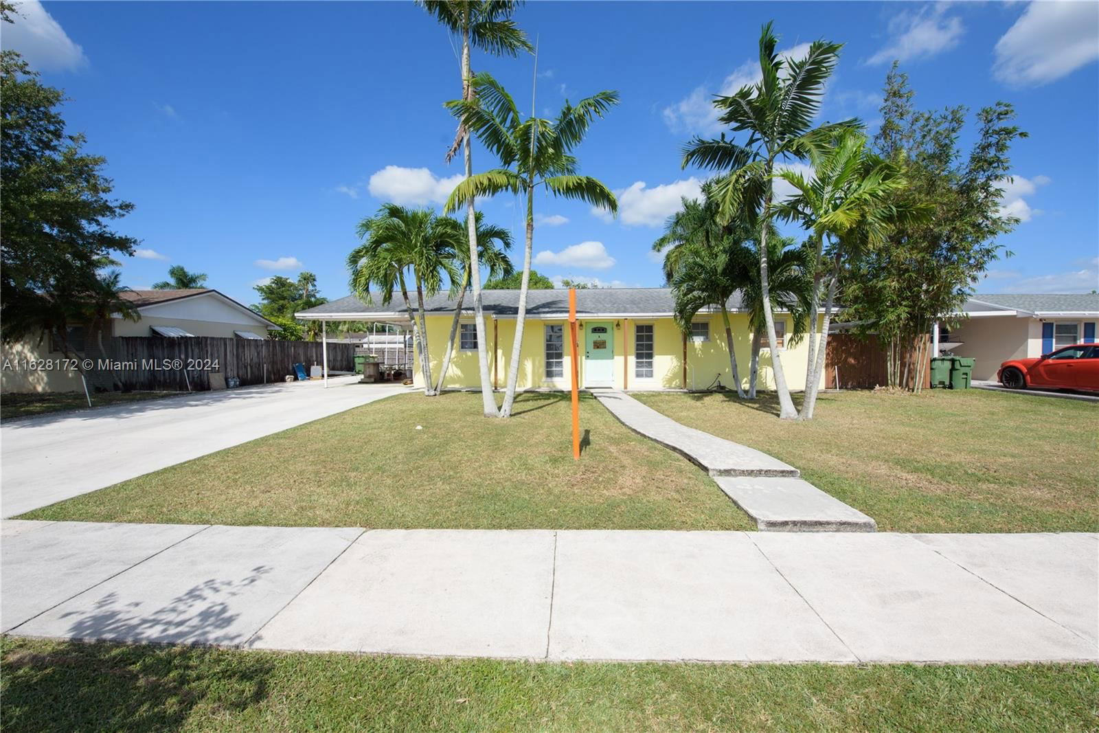 Real estate property located at 385 16th St, Miami-Dade, PINE MANOR PART THREE, Homestead, FL