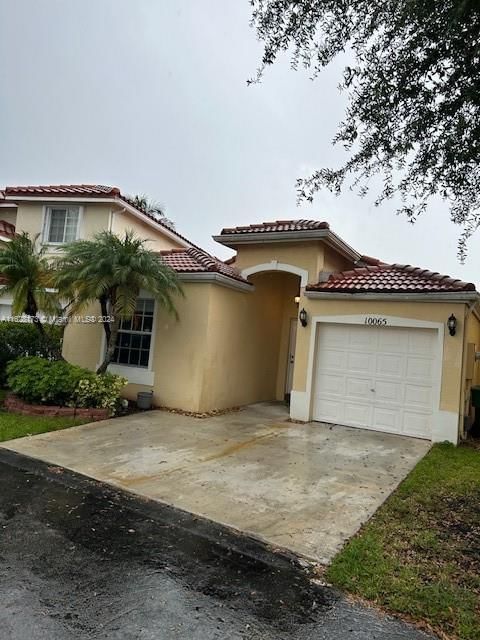 Real estate property located at 10065 163rd Ave, Miami-Dade County, FOREST LAKES GARDENS SEC, Miami, FL