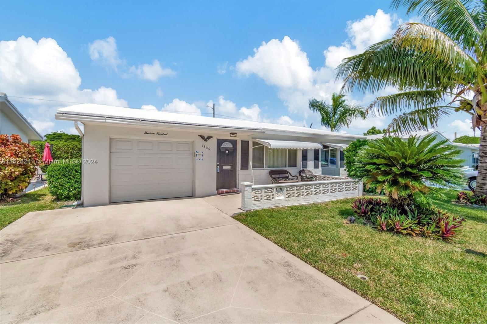 Real estate property located at 1300 24th St, Palm Beach, PALM BEACH LEISUREVILLE S, Boynton Beach, FL