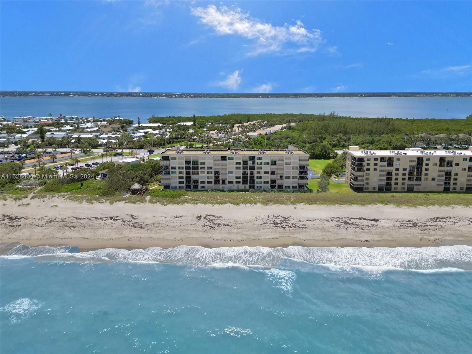 Real estate property located at 10310 Ocean Dr #410, St Lucie, OCEANRISE CONDOMINIUM, Jensen Beach, FL