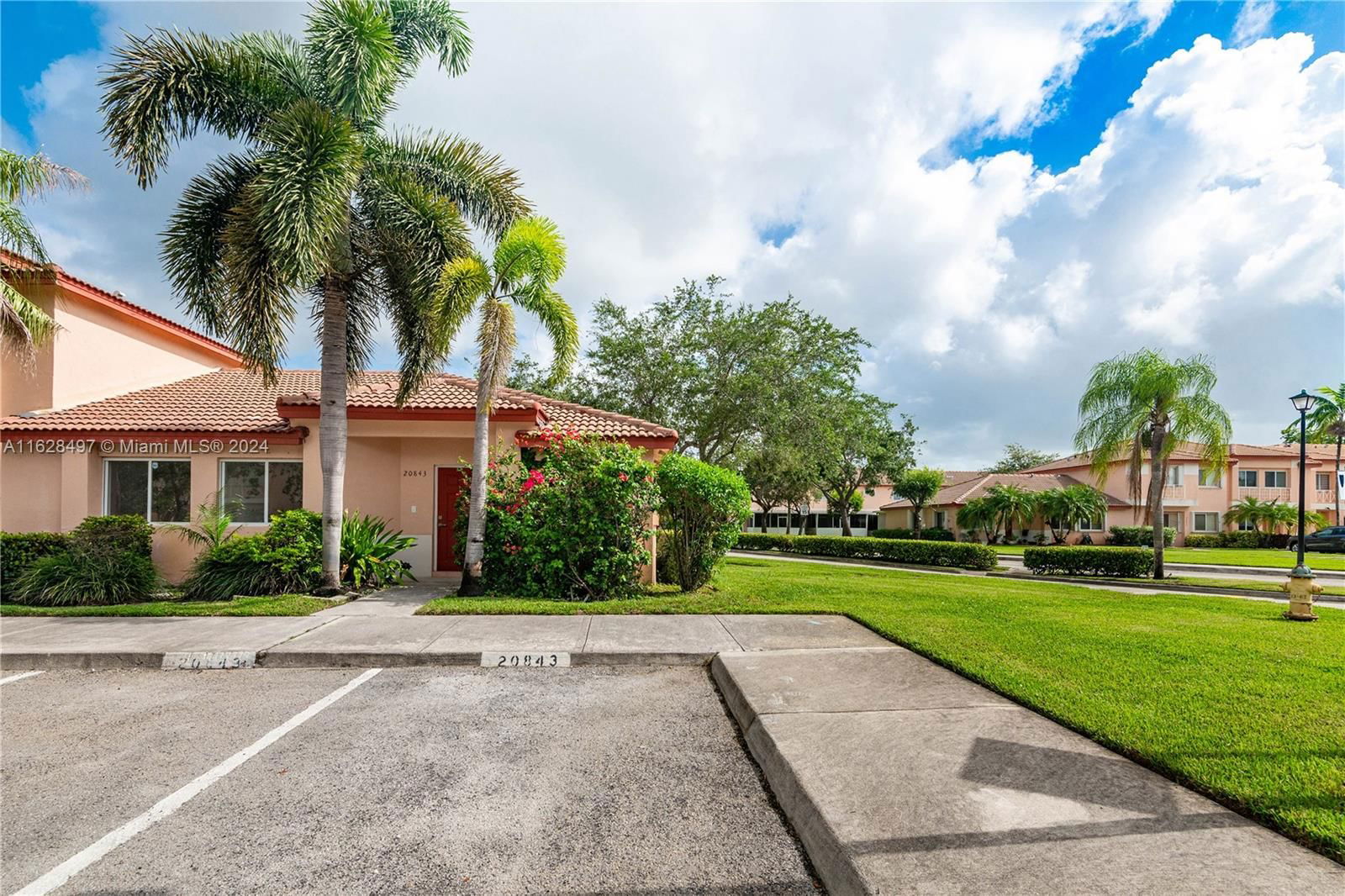 Real estate property located at 20843 3rd Ct #1, Broward County, CHAPEL TRAIL II, Pembroke Pines, FL