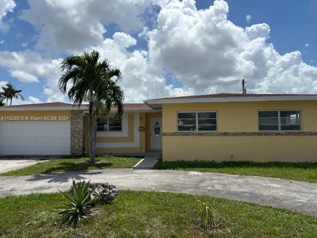 Real estate property located at 11101 60th Ct, Miami-Dade, PALM SPRINGS SUB SEC B 4T, Hialeah, FL