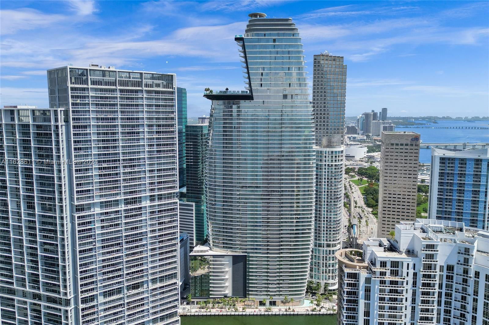 Real estate property located at 300 Biscayne Blvd Way #1607, Miami-Dade County, Aston Martin Residences, Miami, FL