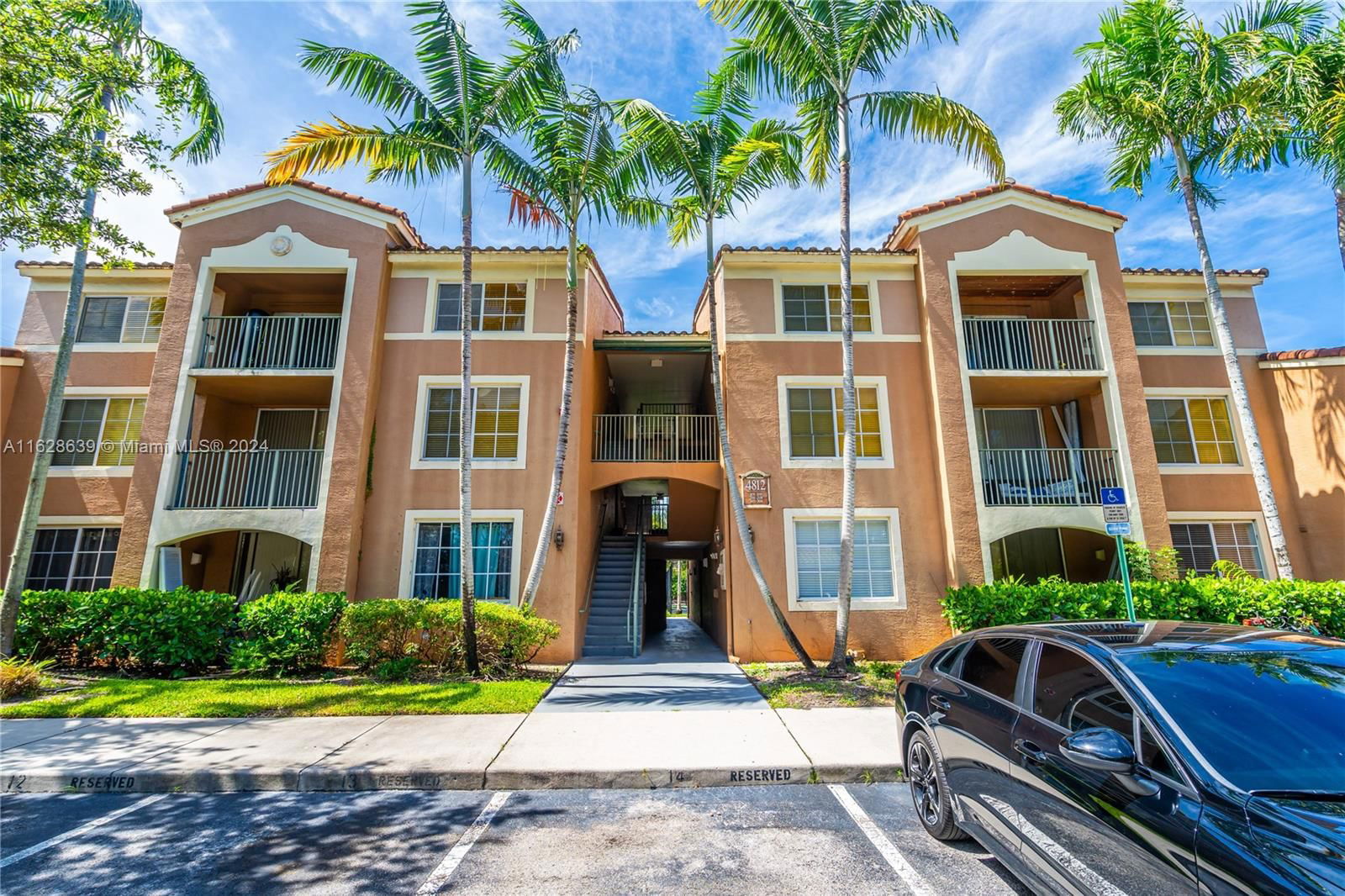 Real estate property located at 4812 State Road 7 #12104, Broward, CARRINGTON AT COCONUT CRE, Coconut Creek, FL