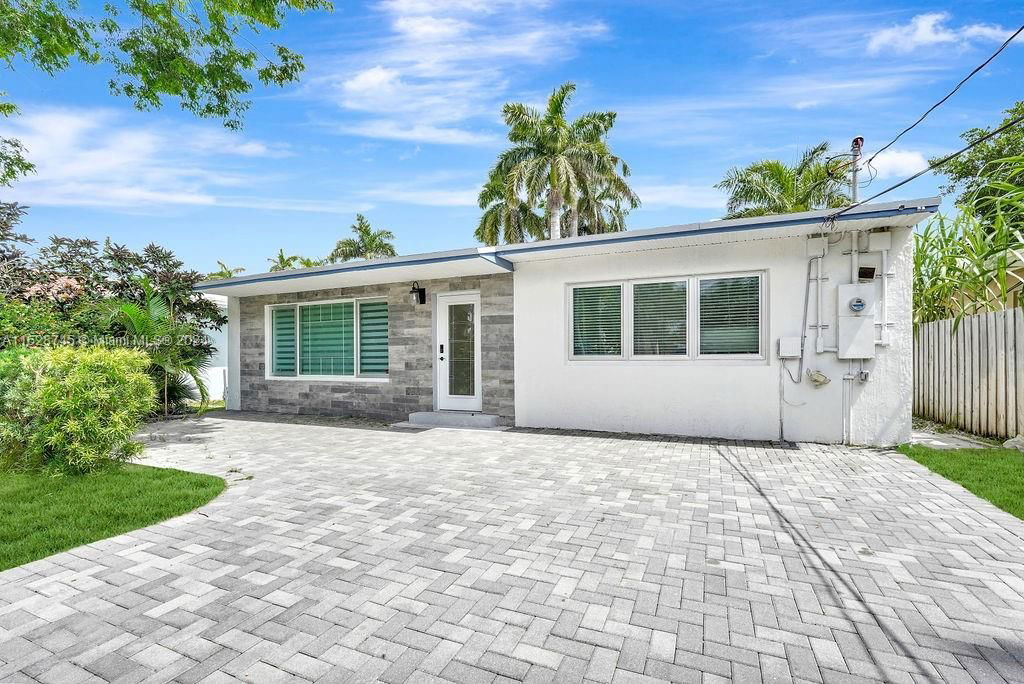 Real estate property located at 937 Northlake Dr, Broward County, HOLLYWOOD LAKES SECTION, Hollywood, FL