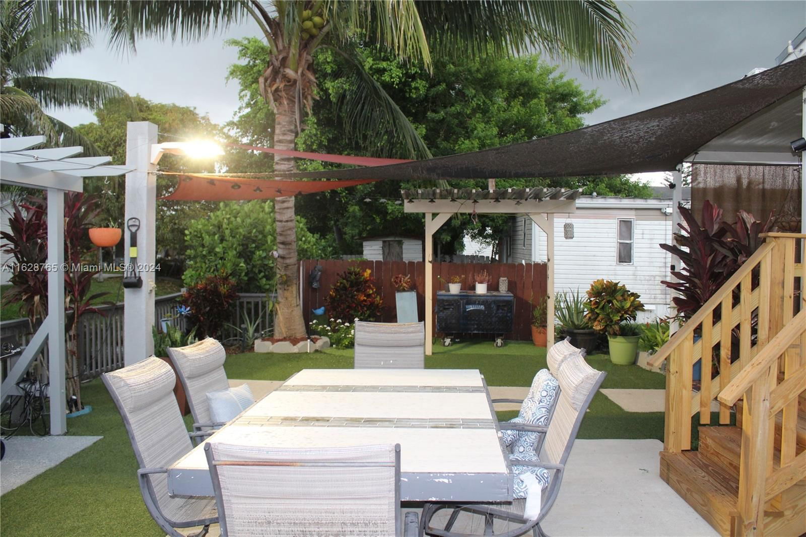 Real estate property located at 391 Commodore Dr, Broward, SUNSHINE CITY, Plantation, FL