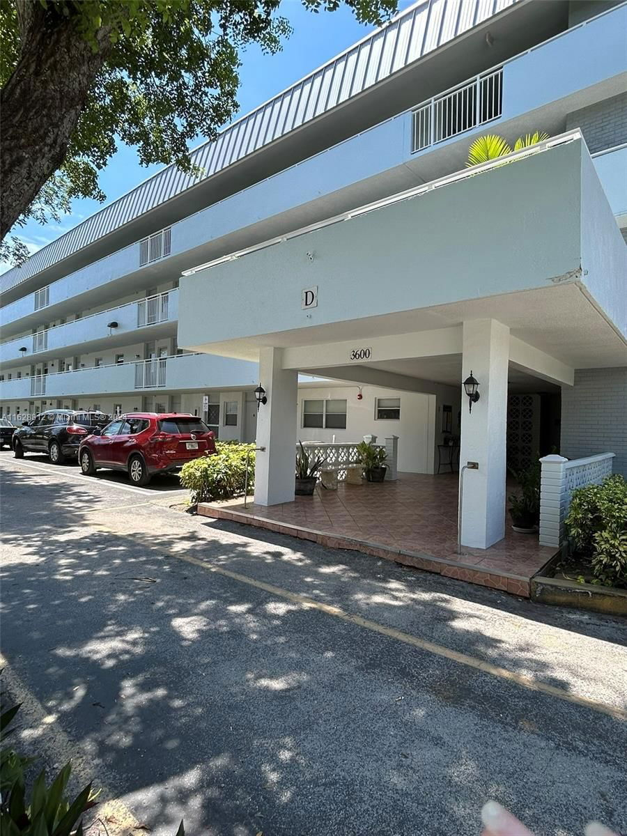 Real estate property located at 3600 170th St #411, Miami-Dade County, EDEN ISLES CONDO # 4, North Miami Beach, FL