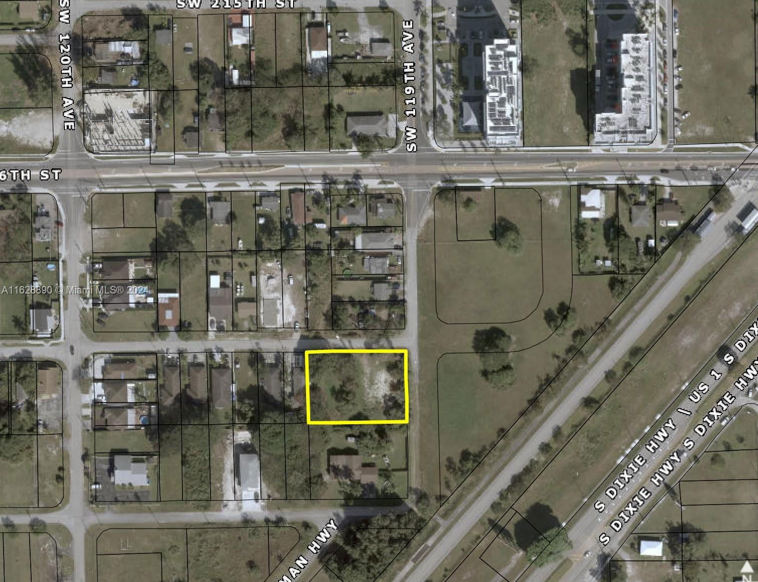 Real estate property located at 11912 217th St, Miami-Dade County, SYMMES-SHARMAN TRACT, Miami, FL
