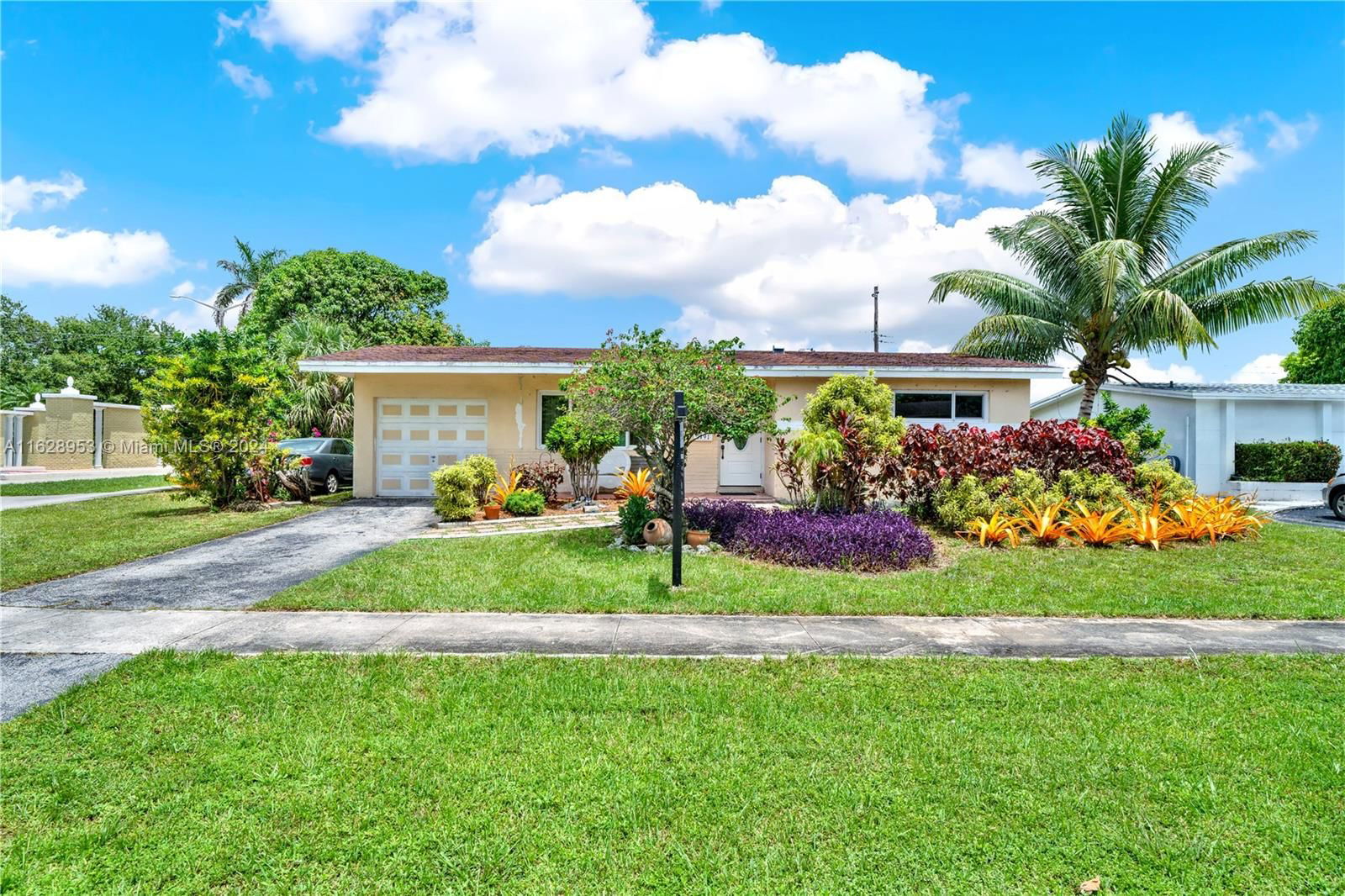 Real estate property located at 6791 30th St, Broward County, SUNRISE GOLF VILLAGE THIR, Sunrise, FL