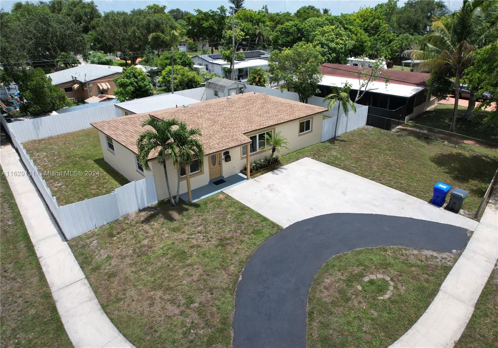 Real estate property located at 421 68th Way, Broward County, BOULEVARD HEIGHTS, Hollywood, FL