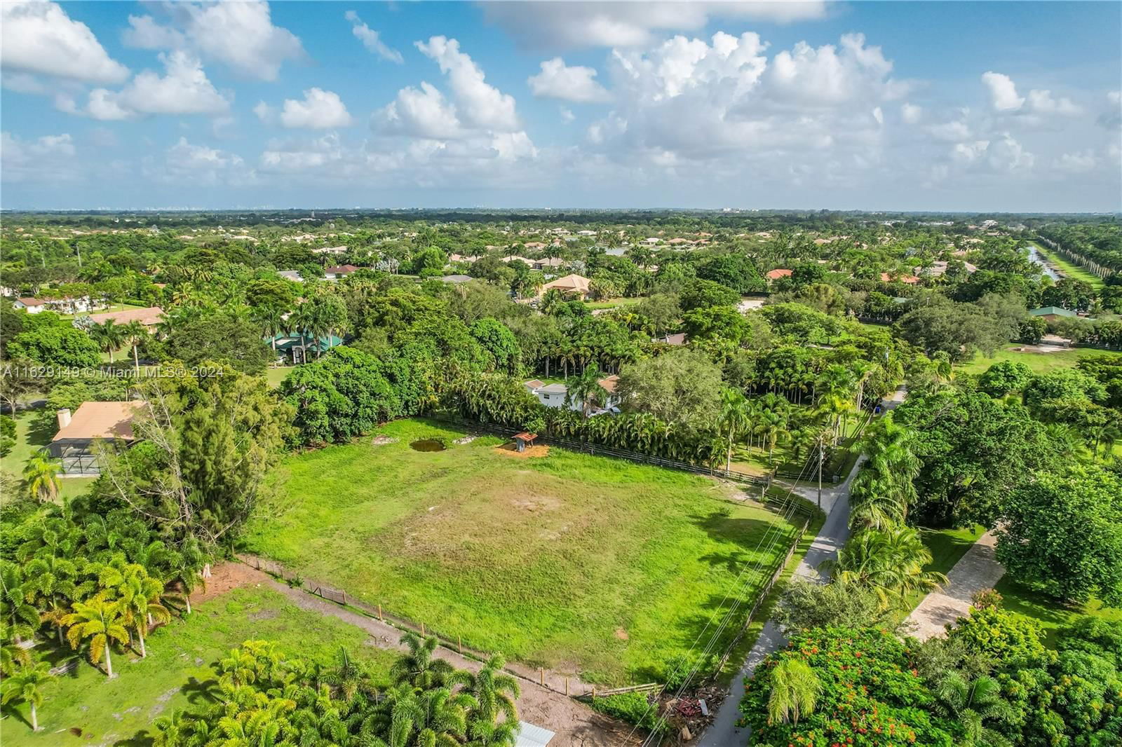 Real estate property located at 135 Sw Ave, Broward County, Southwest Ranches, FL