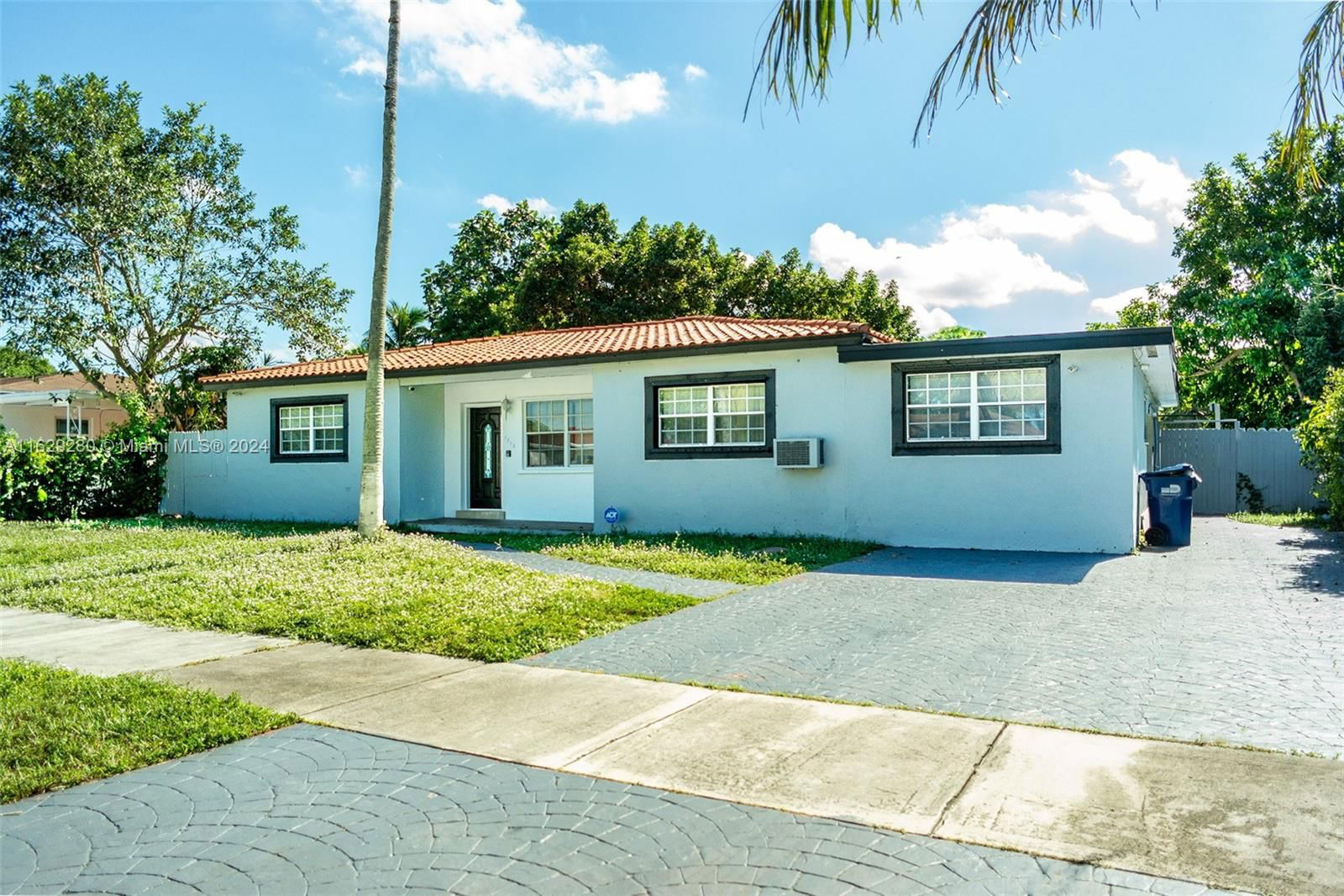 Real estate property located at 1310 132nd Ter, Miami-Dade, PARK VIEW SUB, Miami, FL