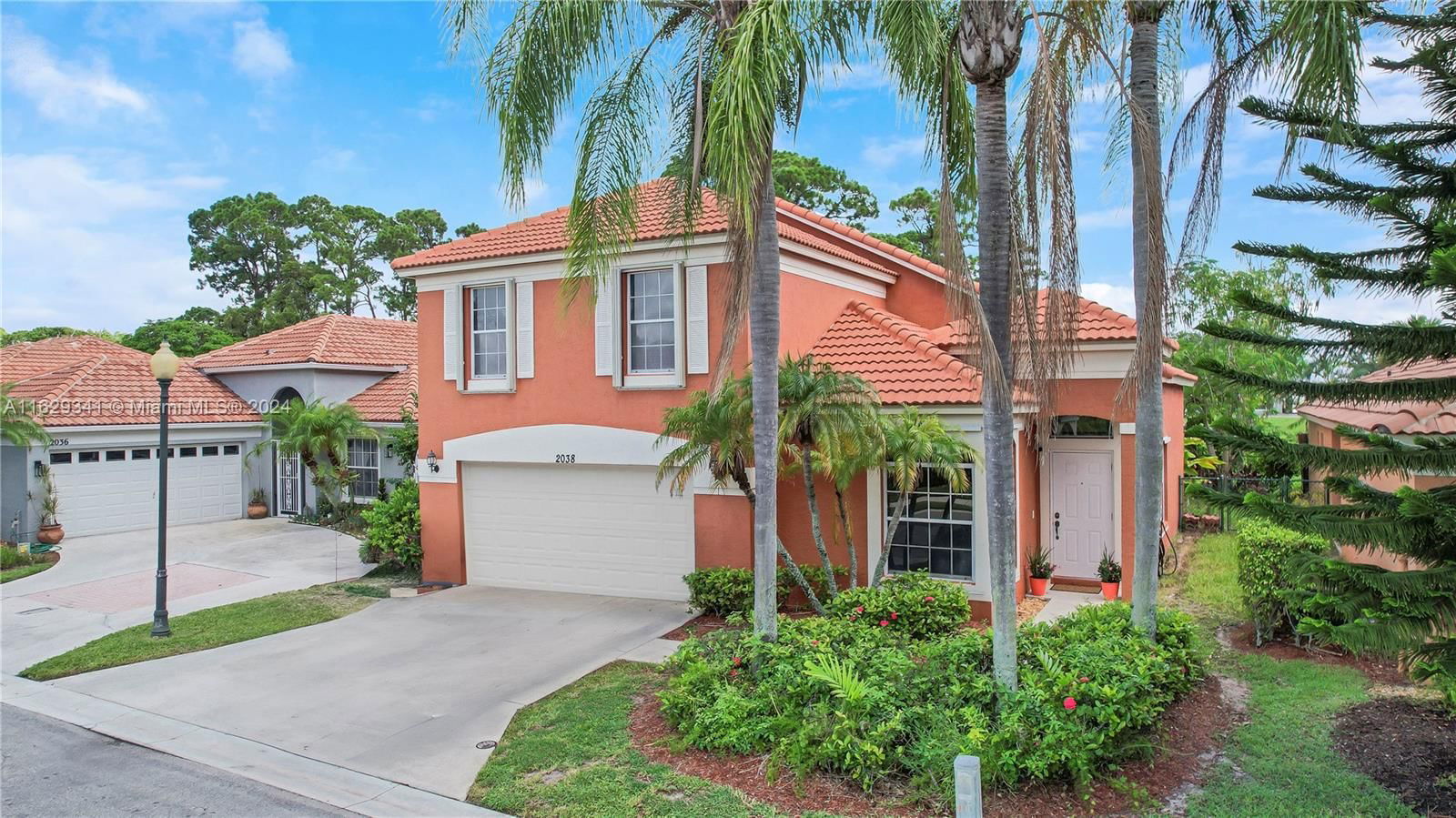 Real estate property located at 2038 Bonisle Cir, Palm Beach, WOODBINE PAR B, Riviera Beach, FL