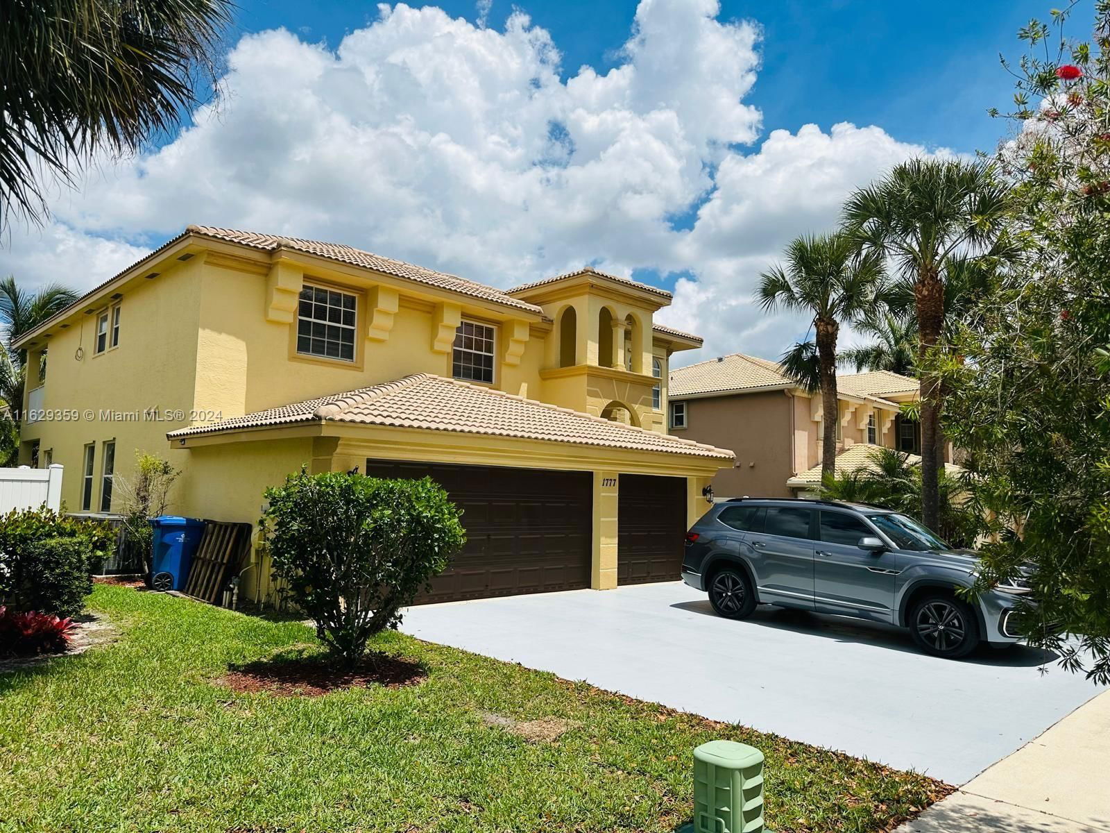 Real estate property located at 1777 Annandale Cir, Palm Beach County, MADISON GREEN 1, Royal Palm Beach, FL