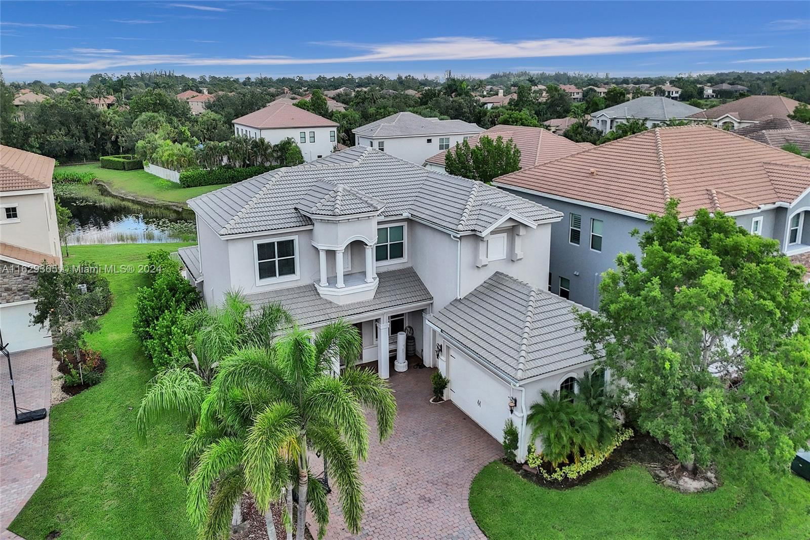 Real estate property located at 8959 Cypress Grove Ln, Palm Beach, DILLRUN ESTATES, Royal Palm Beach, FL