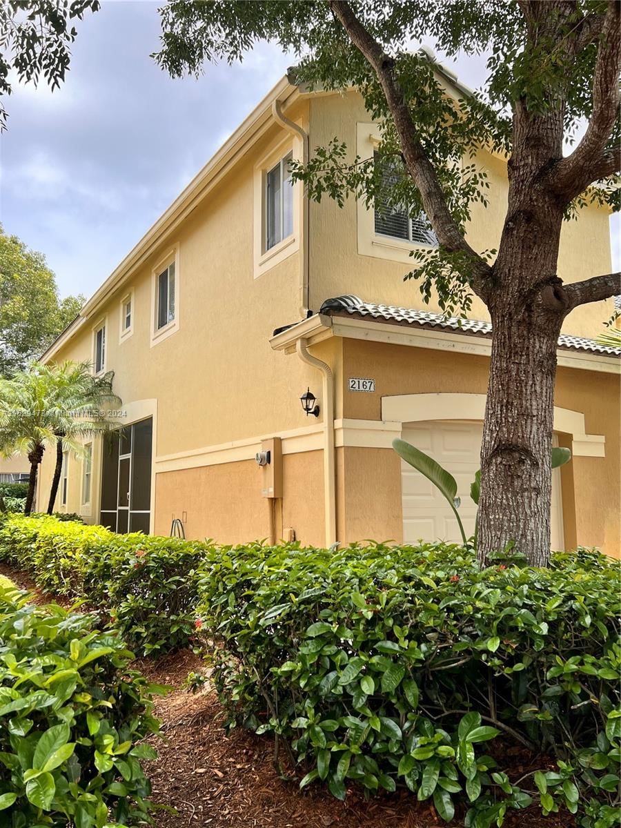 Real estate property located at 2167 Hacienda Ter, Broward, SECTOR 1 BOUNDARY PLAT, Weston, FL