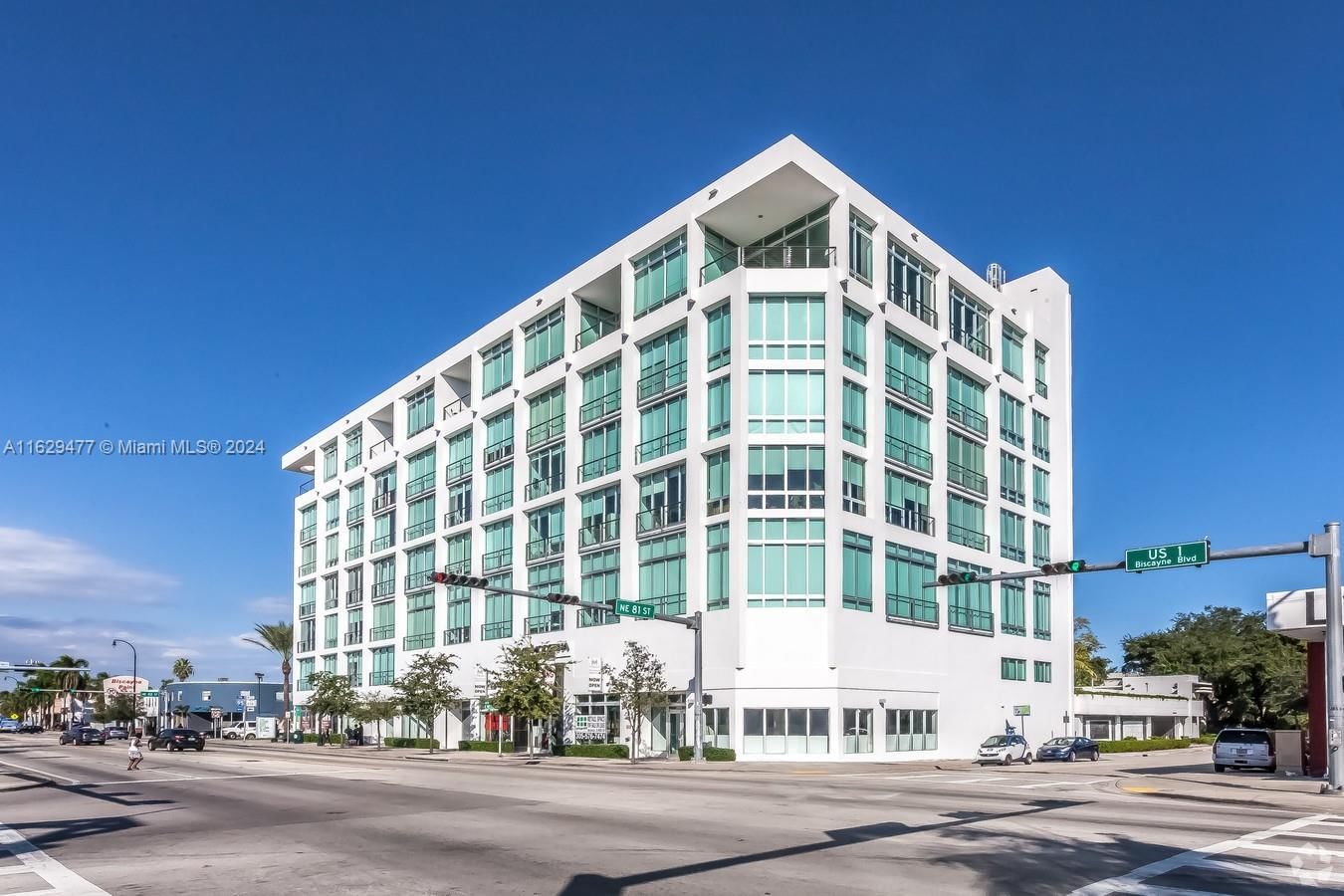 Real estate property located at 8101 Biscayne Blvd R-708, Miami-Dade, THE BANK CONDO, Miami, FL