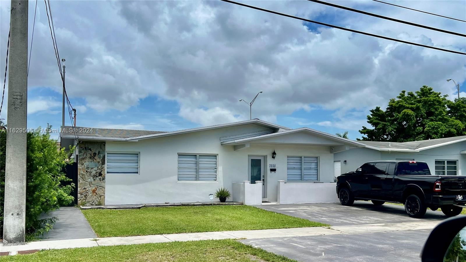 Real estate property located at 2660 76th Ave, Miami-Dade County, CENTRAL MIAMI PART 7, Miami, FL