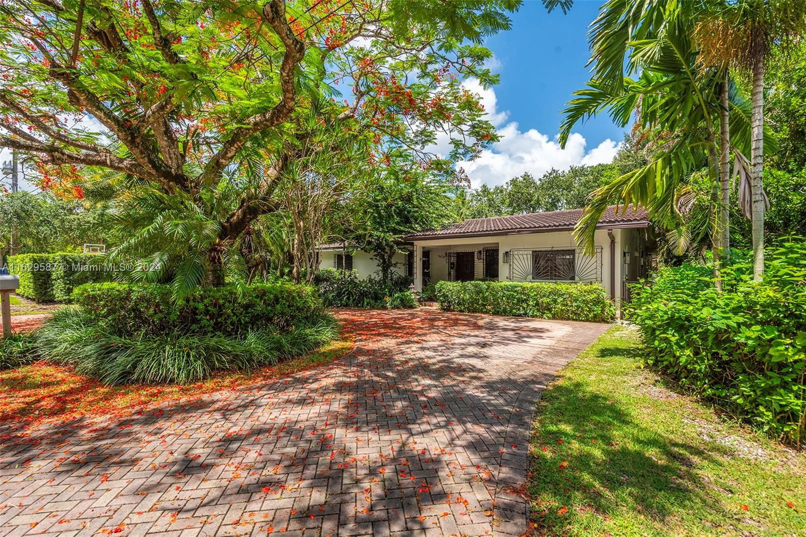 Real estate property located at 7620 59th Ave, Miami-Dade, PINECREST VILLAS ADDN, South Miami, FL