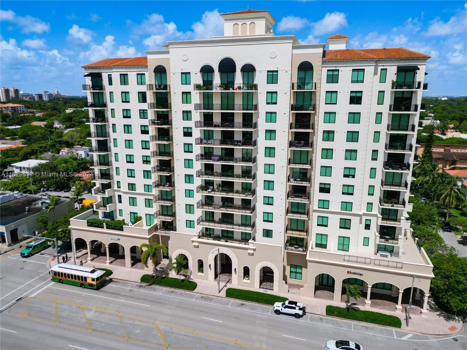 Real estate property located at 1300 Ponce De Leon Blvd #1102, Miami-Dade, 1300 PONCE CONDO, Coral Gables, FL