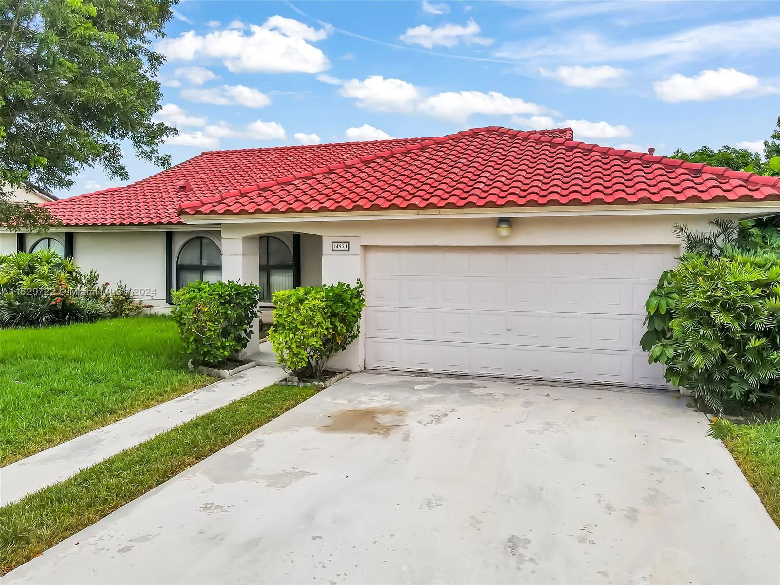 Real estate property located at 14921 169th Ln, Miami-Dade County, G B ESTATES, Miami, FL