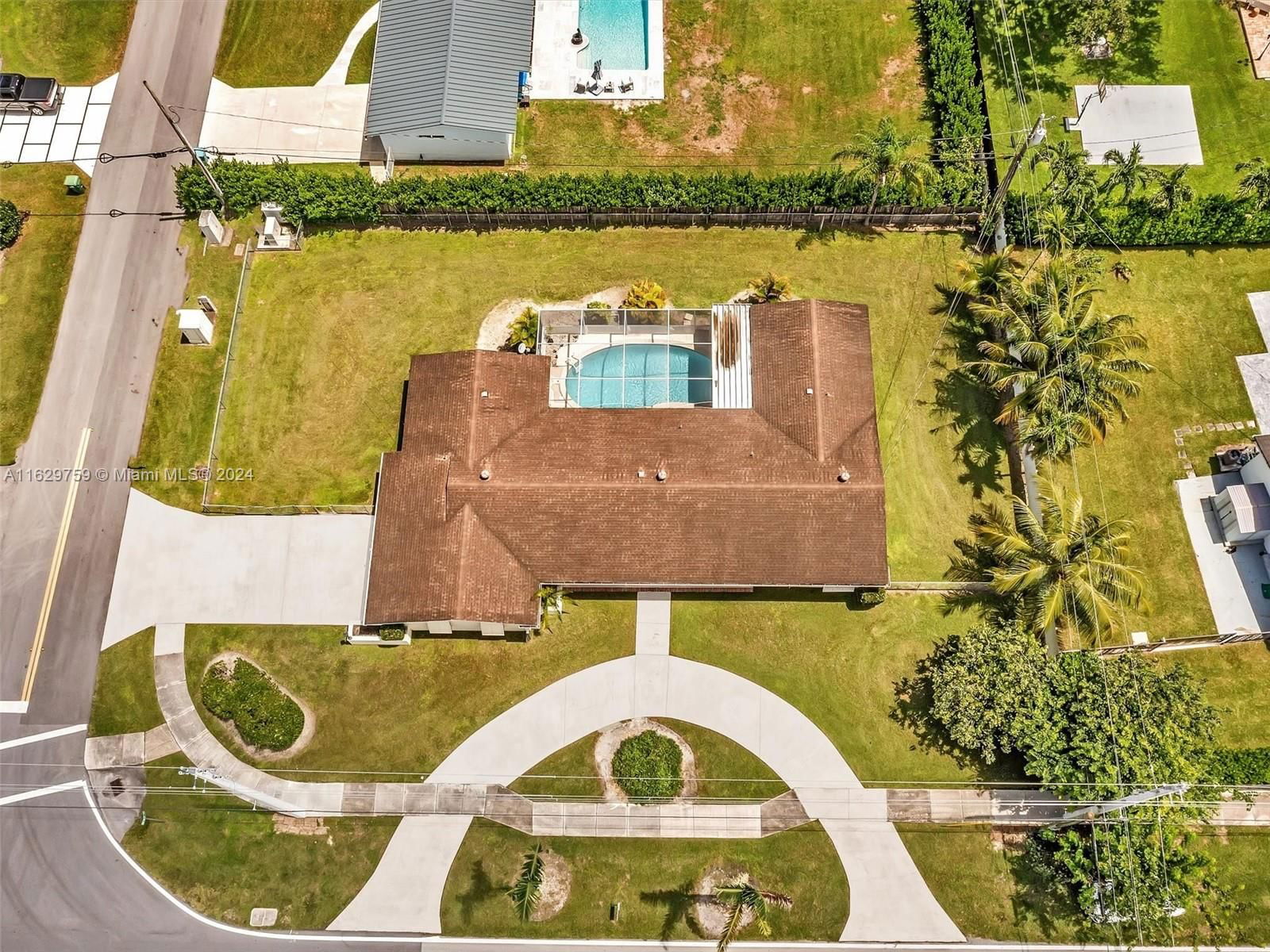 Real estate property located at 10705 87 Ave, Miami-Dade, CHASE-HESSEN ESTATES, Miami, FL