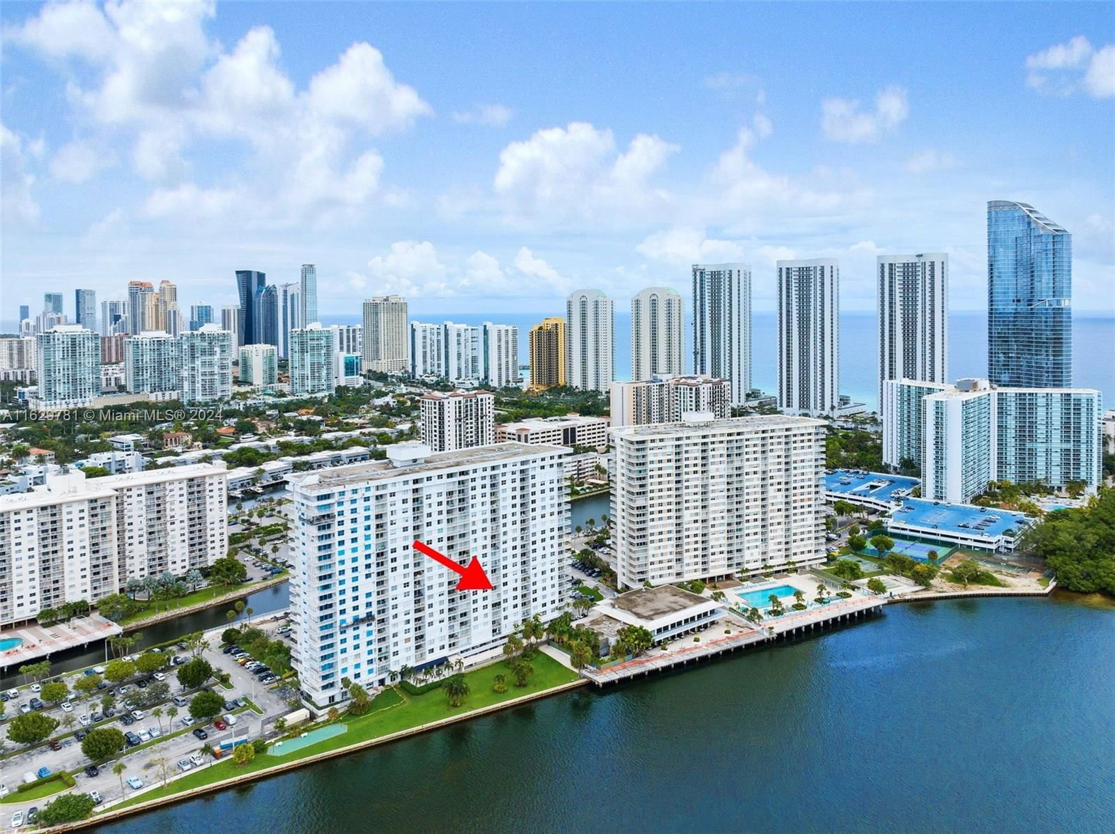 Real estate property located at 500 Bayview Dr #728, Miami-Dade, ARLEN HOUSE WEST CONDO, Sunny Isles Beach, FL