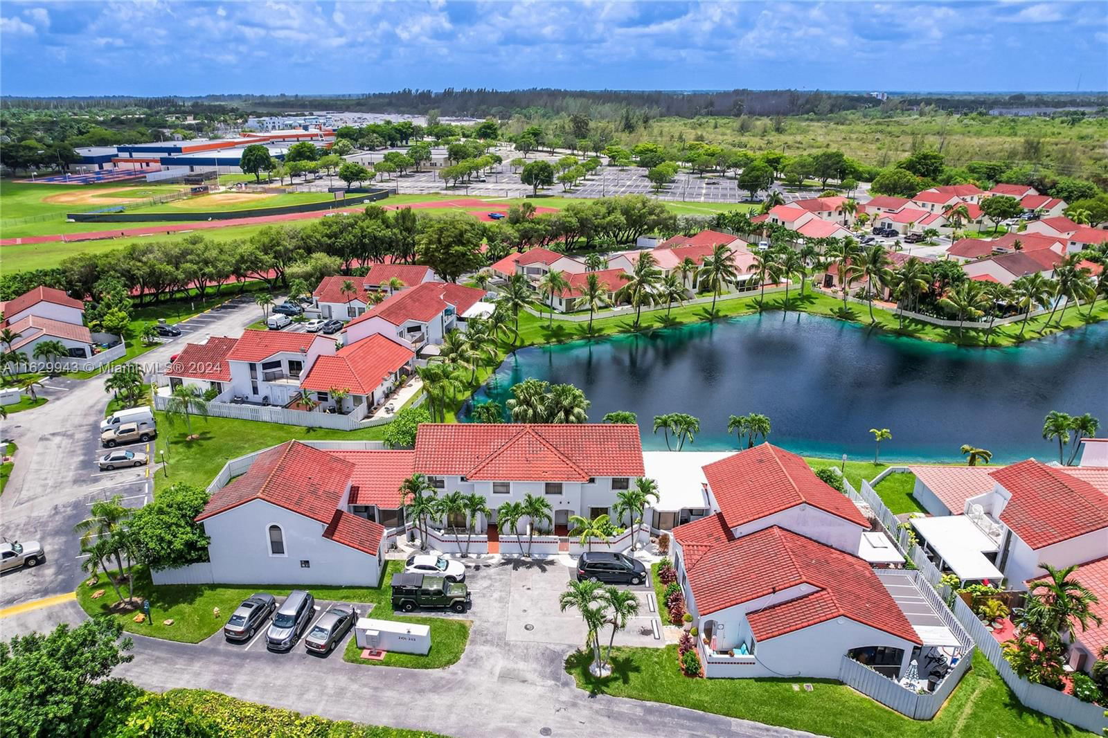 Real estate property located at 2111 San Remo Cir #2111, Miami-Dade County, SAN REMO, Homestead, FL