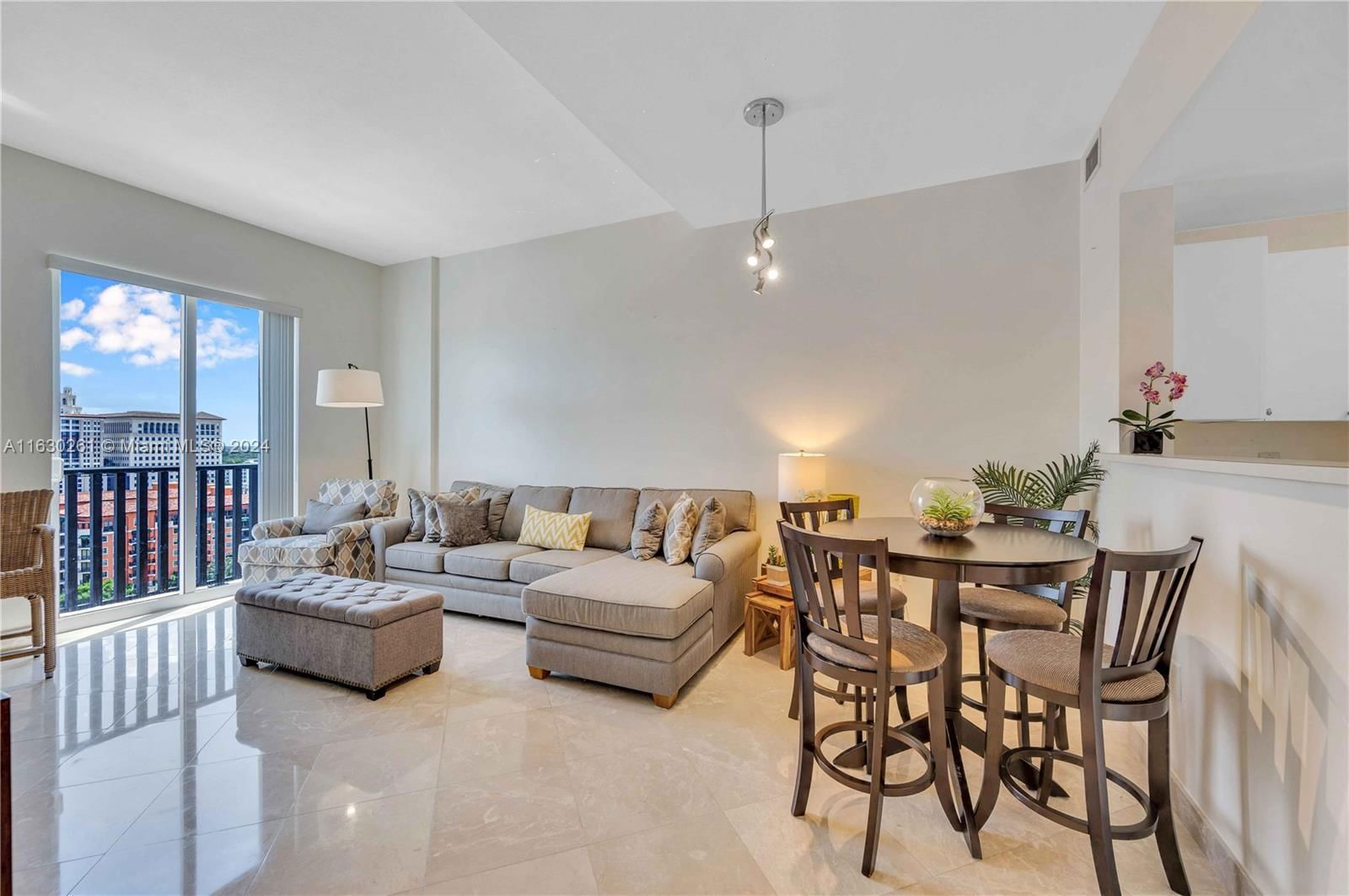 Real estate property located at 10 Aragon Ave #1502, Miami-Dade, TEN ARAGON CONDO, Coral Gables, FL