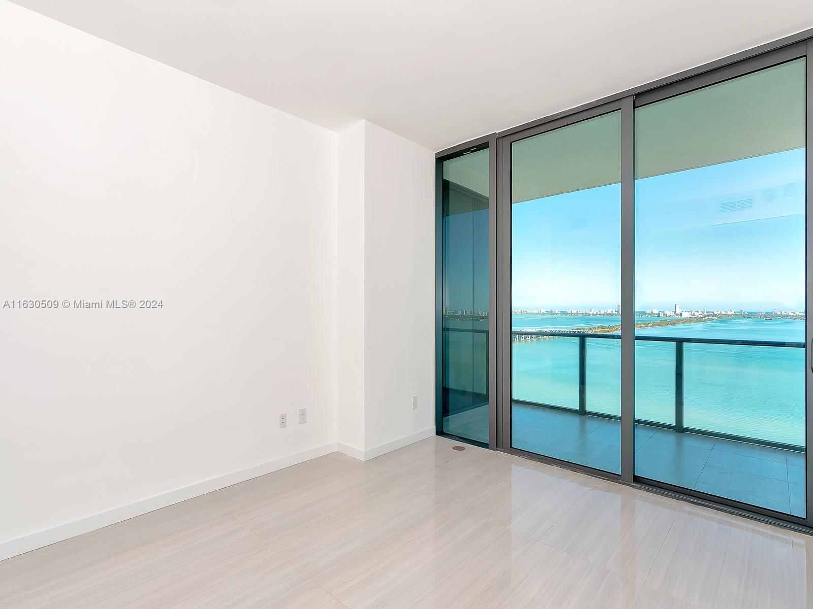 Real estate property located at 480 31st St #2203, Miami-dade, Gran Paraiso, Miami, FL