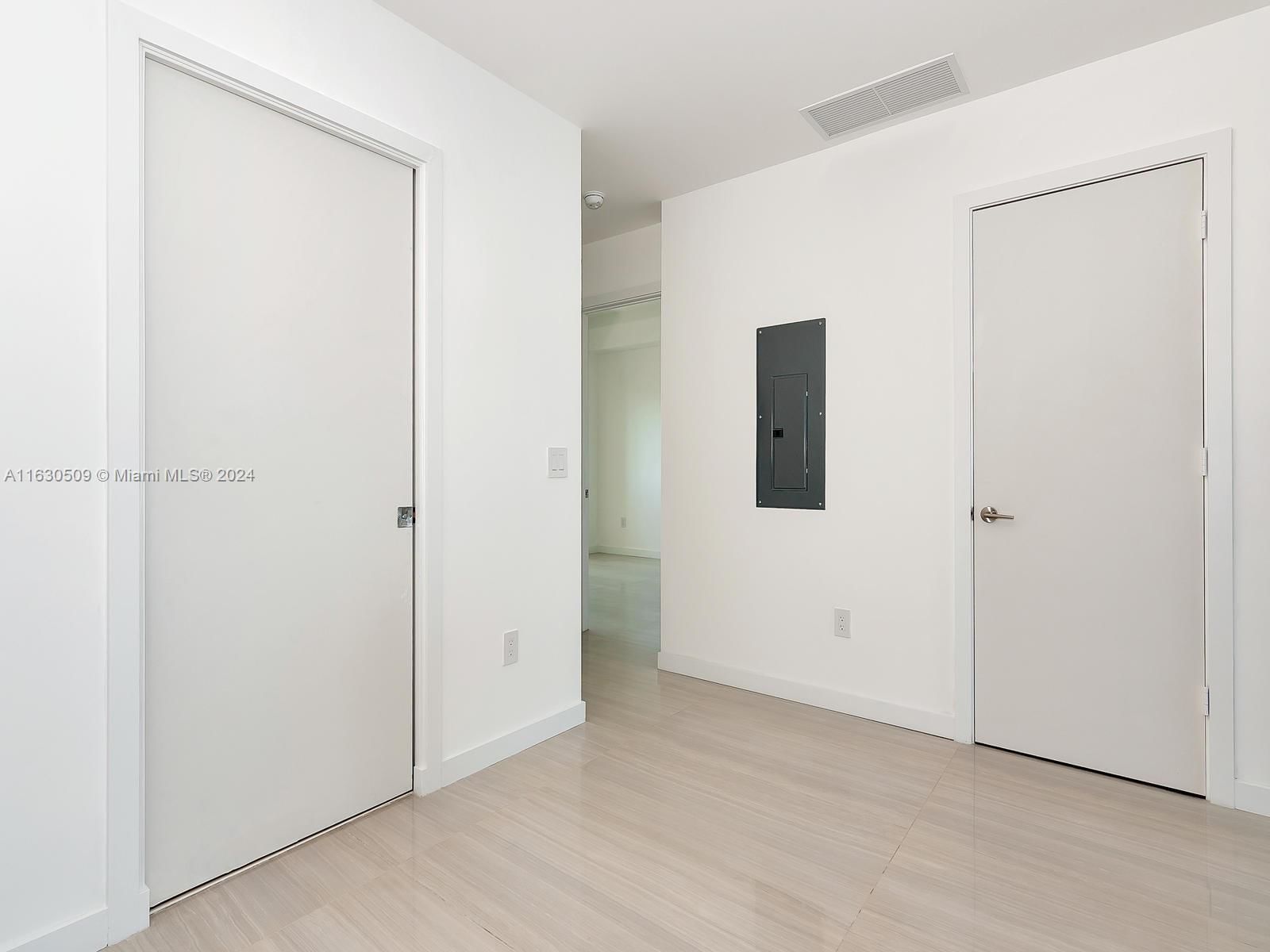 Real estate property located at 480 31st St #2203, Miami-dade, Gran Paraiso, Miami, FL