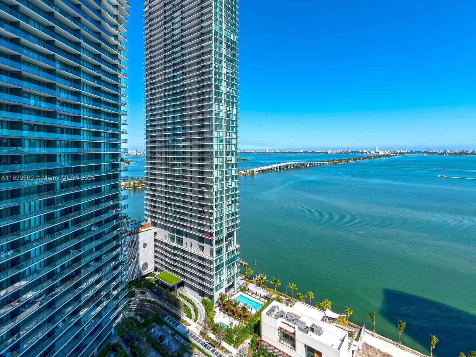 Real estate property located at 480 31st St #2203, Miami-dade, Gran Paraiso, Miami, FL