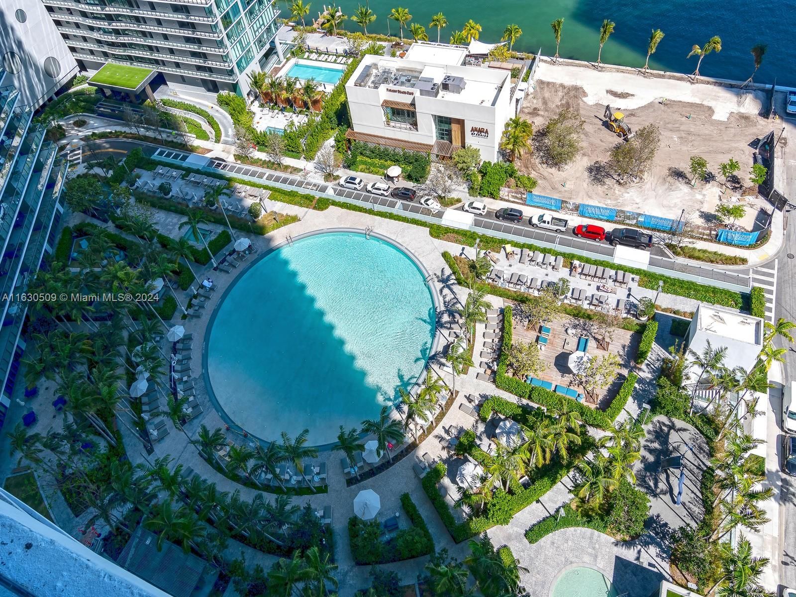 Real estate property located at 480 31st St #2203, Miami-dade, Gran Paraiso, Miami, FL