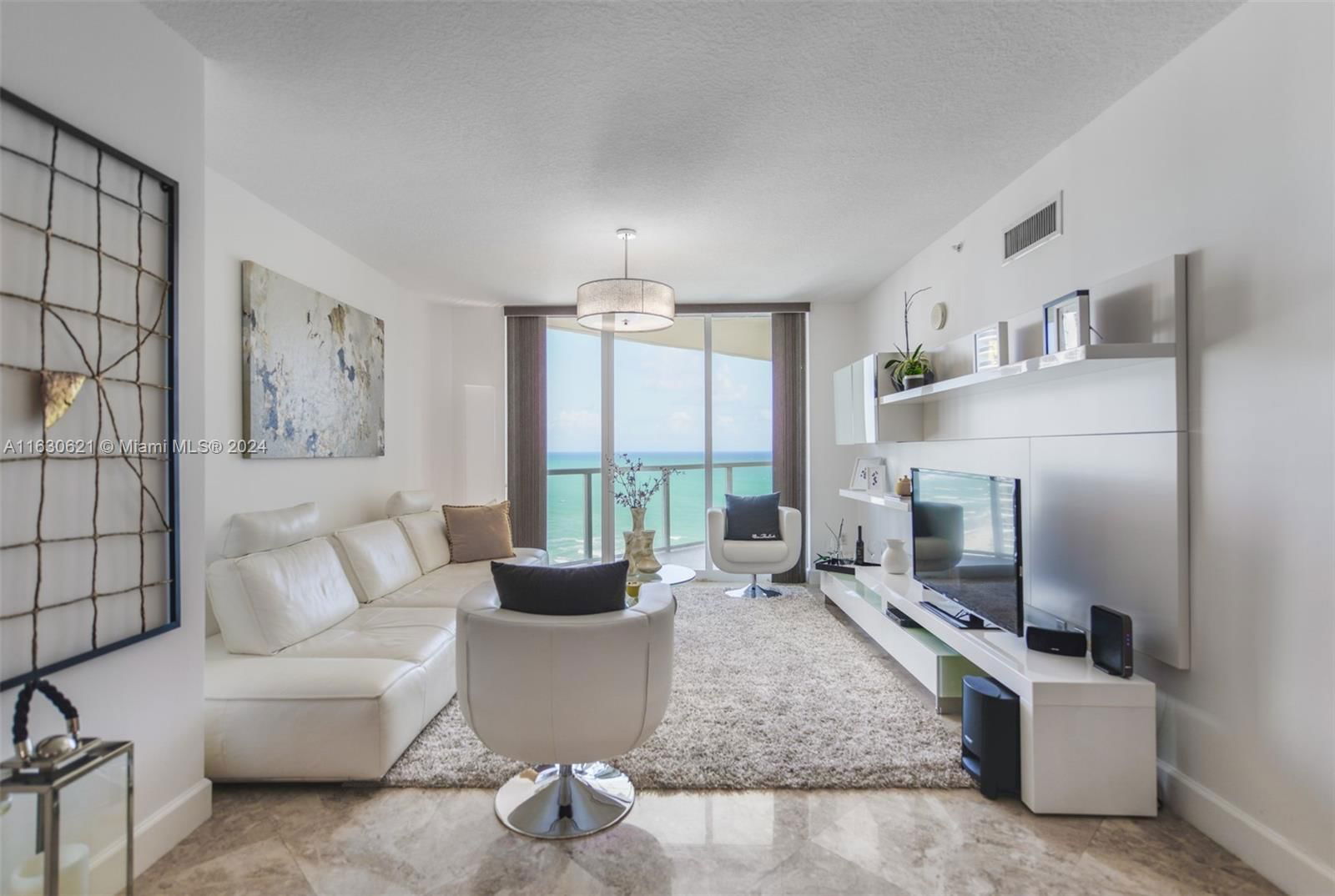 Real estate property located at , Miami-Dade County, LA PERLA CONDO, Sunny Isles Beach, FL