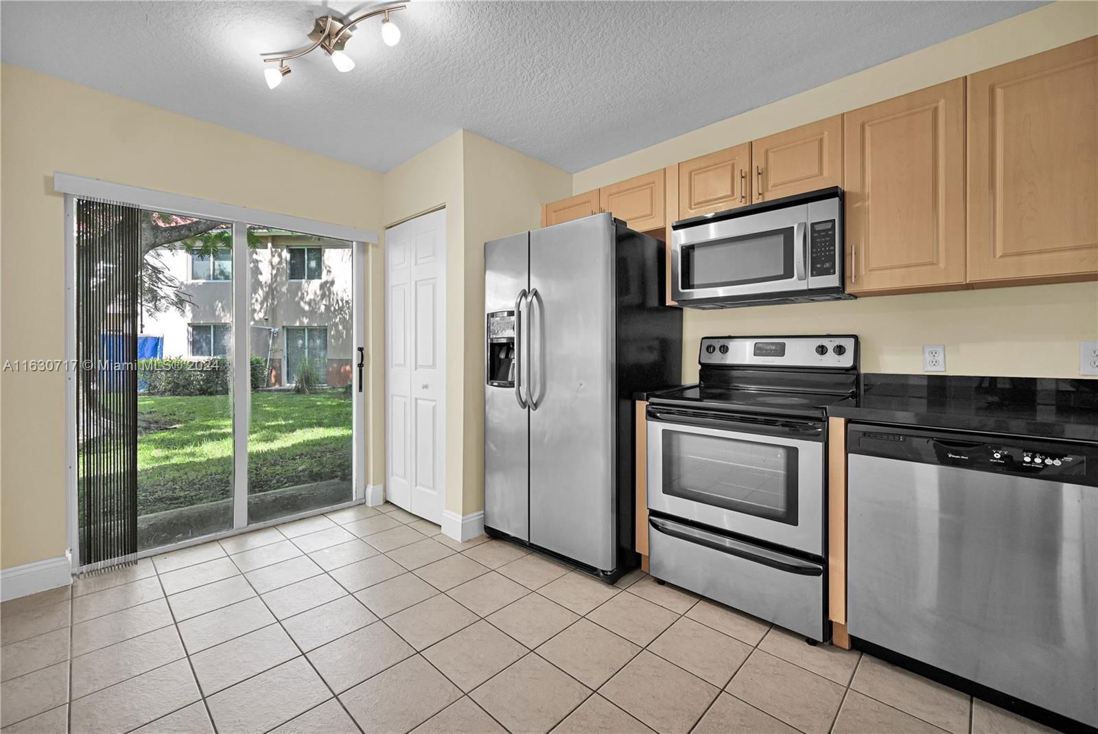 Real estate property located at 3790 Jog Rd #104, Palm Beach County, COVE AT BRIAR BAY CONDO, West Palm Beach, FL