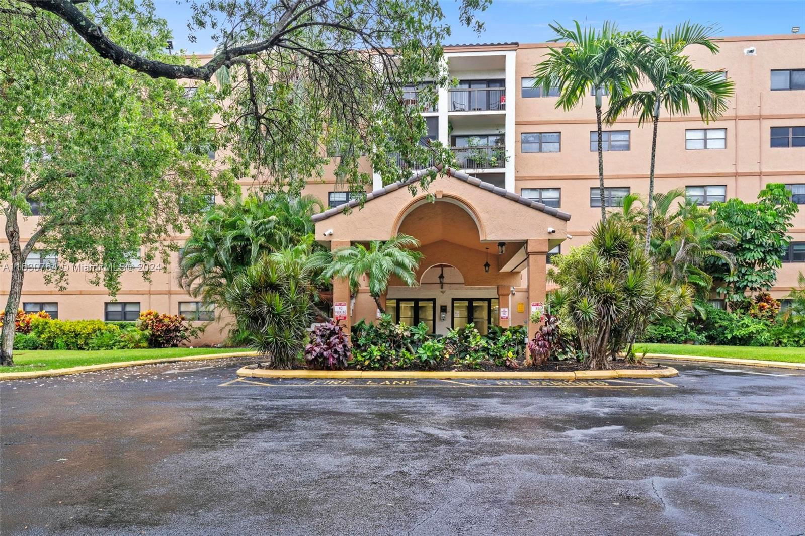 Real estate property located at 701 19th St #501, Broward, TENNIS CLUB II COURTS CON, Fort Lauderdale, FL