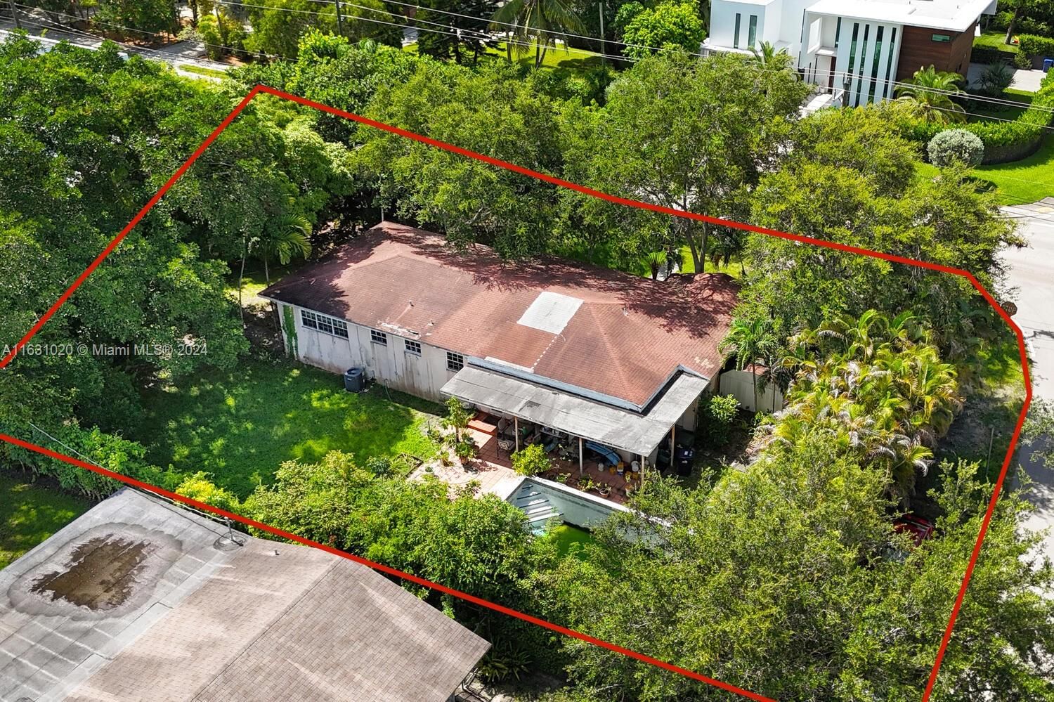 Real estate property located at 5885 80th St, Miami-Dade County, DAVIS HIGHLANDS, South Miami, FL