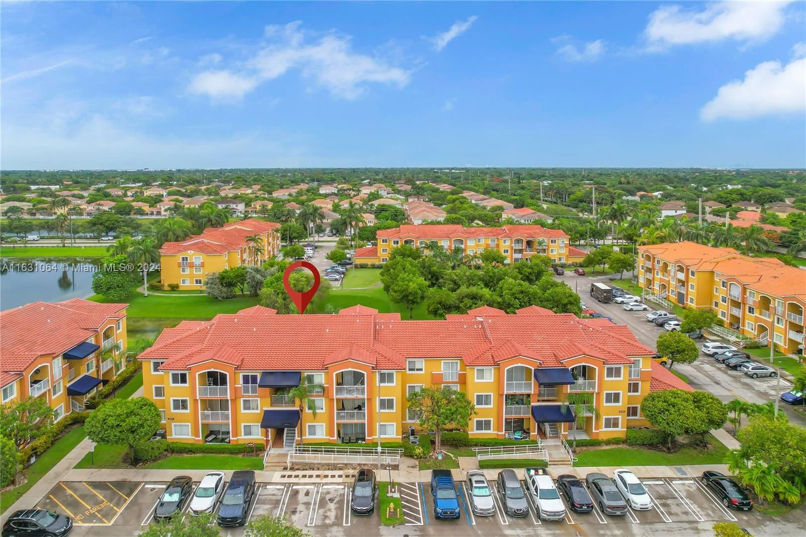 Real estate property located at 20930 87th Ave #204, Miami-Dade, BREEZE OF GALLOWAY, Cutler Bay, FL