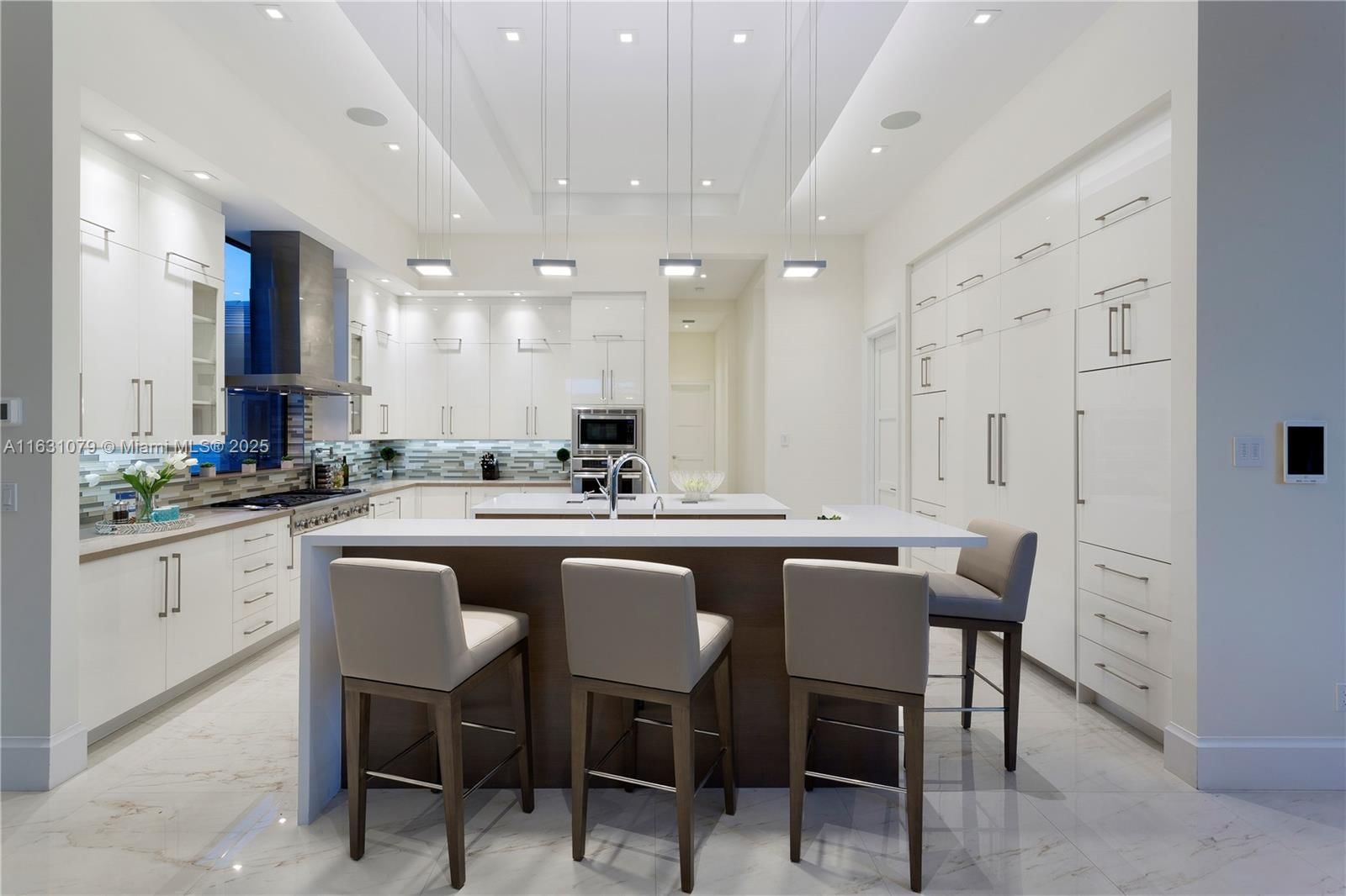 Real estate property located at 3000 Meadow Ln, Broward, Windmill Ranch Estates, Weston, FL
