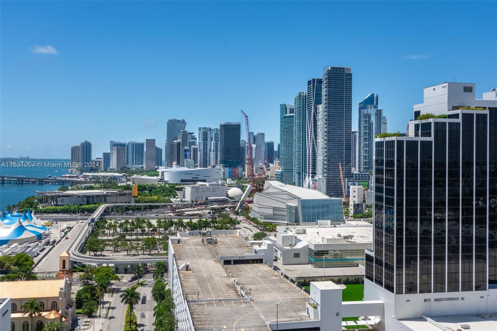 Real estate property located at 1750 Bayshore Dr #2510, Miami-Dade, OPERA TOWER, Miami, FL