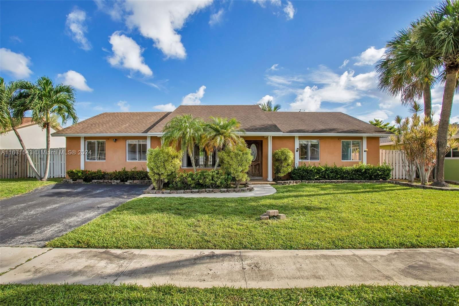 Real estate property located at 10431 21st Ct, Broward, MILLERS SUNRISE ESTATES S, Sunrise, FL