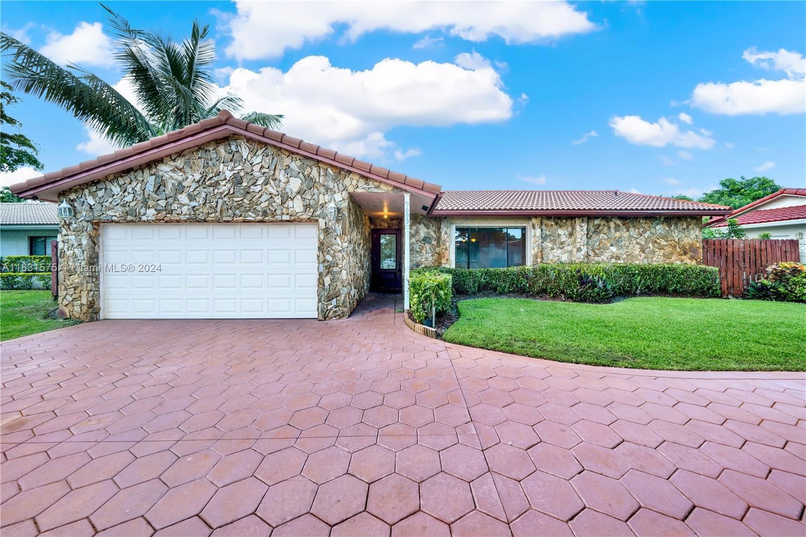 Real estate property located at 9693 28th St, Broward, CANTERBURY ESTATES, Coral Springs, FL