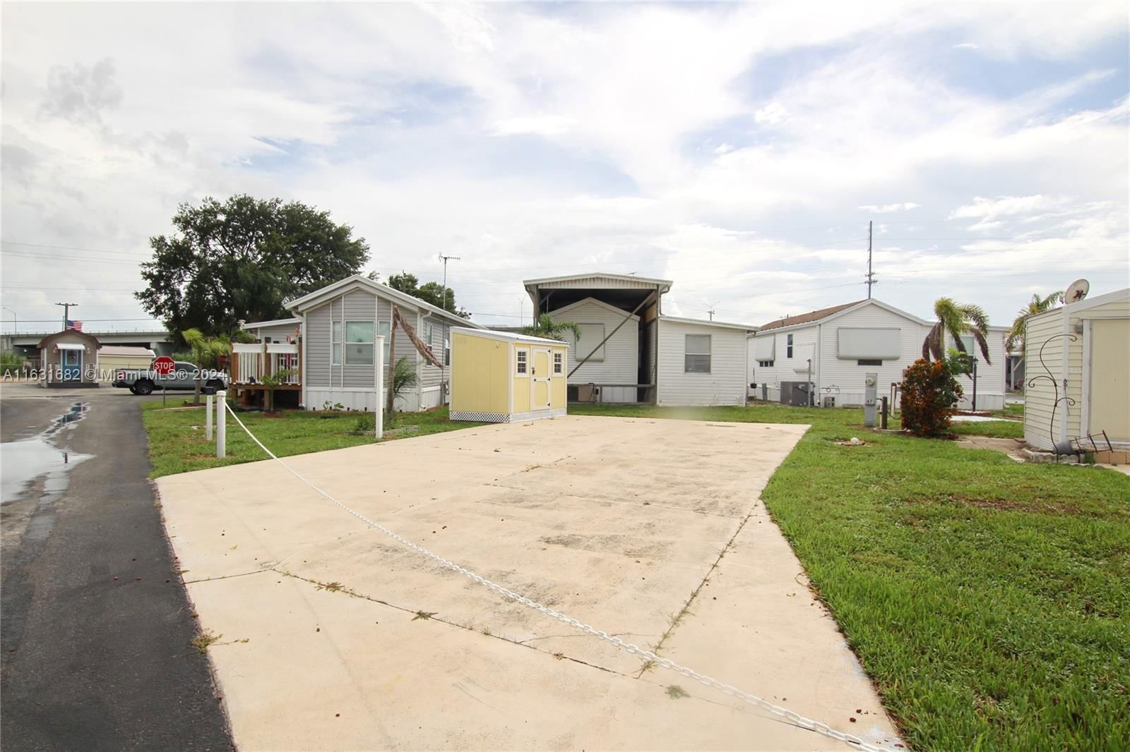 Real estate property located at 1159 Daniels Road #67, Glades, Sportsman Village, Moore Haven, FL