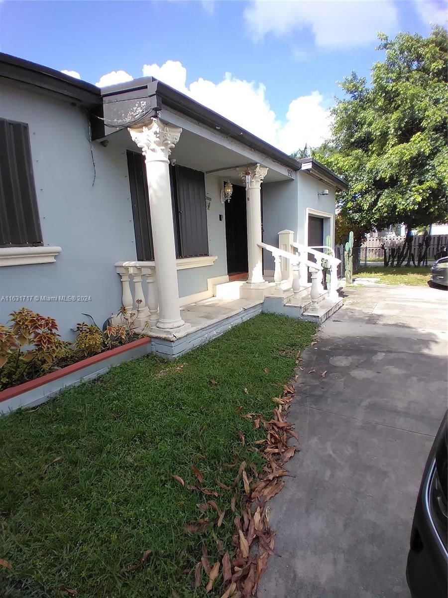 Real estate property located at 950 149th Ter, Miami-Dade, BISC GARDENS SEC F PT 4, Miami, FL