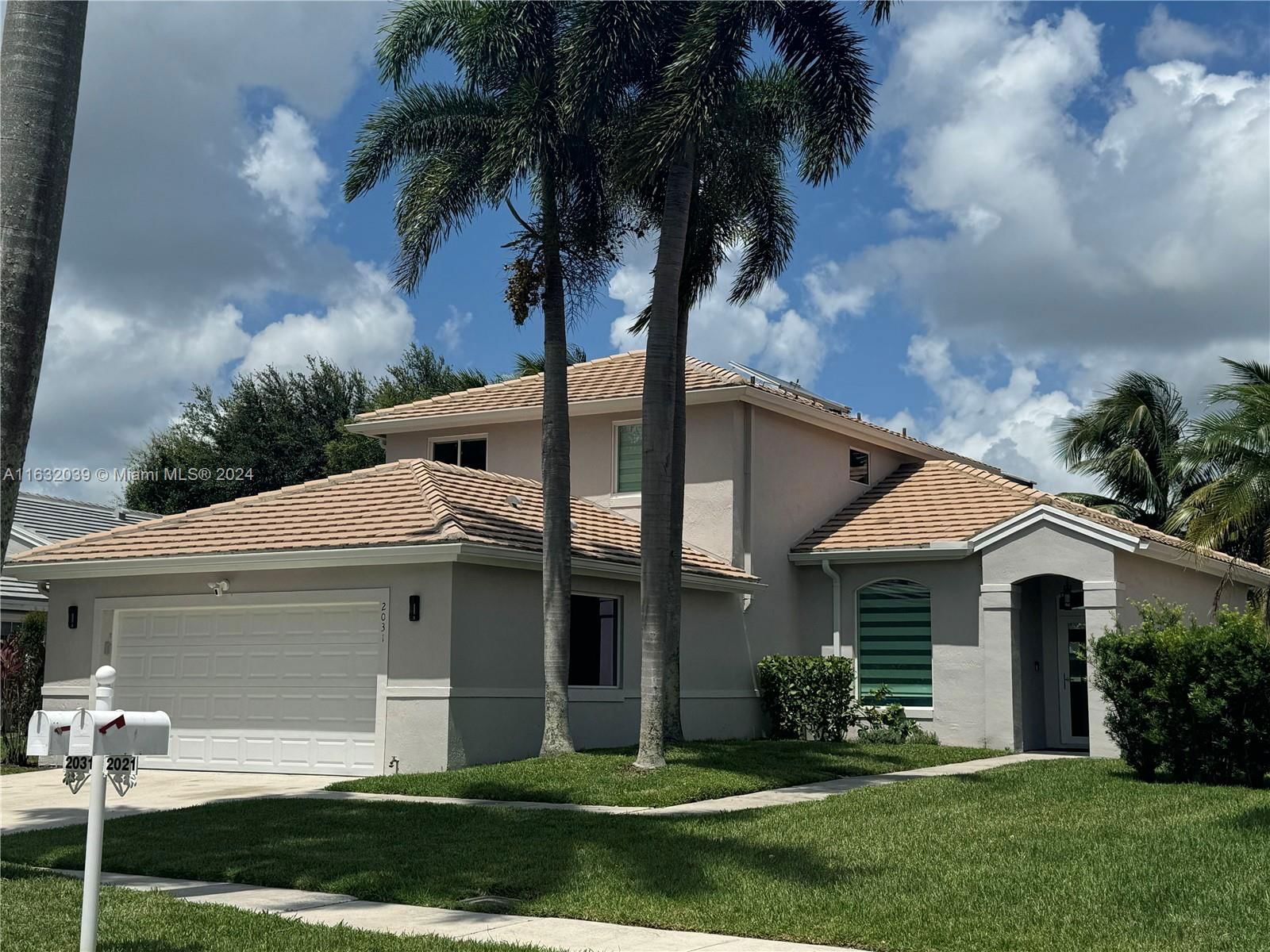 Real estate property located at 2031 180th Way, Broward, SILVER LAKES AT PEMBROKE, Pembroke Pines, FL