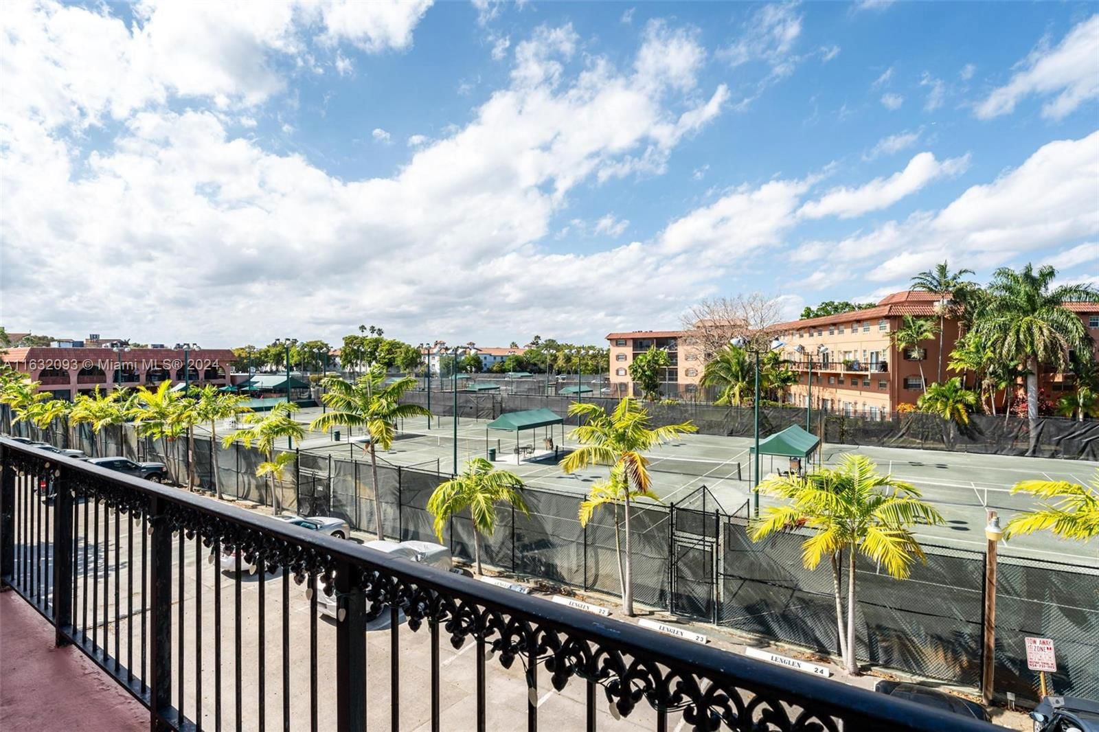 Real estate property located at 650 Tennis Club Dr #302, Broward, TENNIS CLUB LENGLEN CONDO, Fort Lauderdale, FL