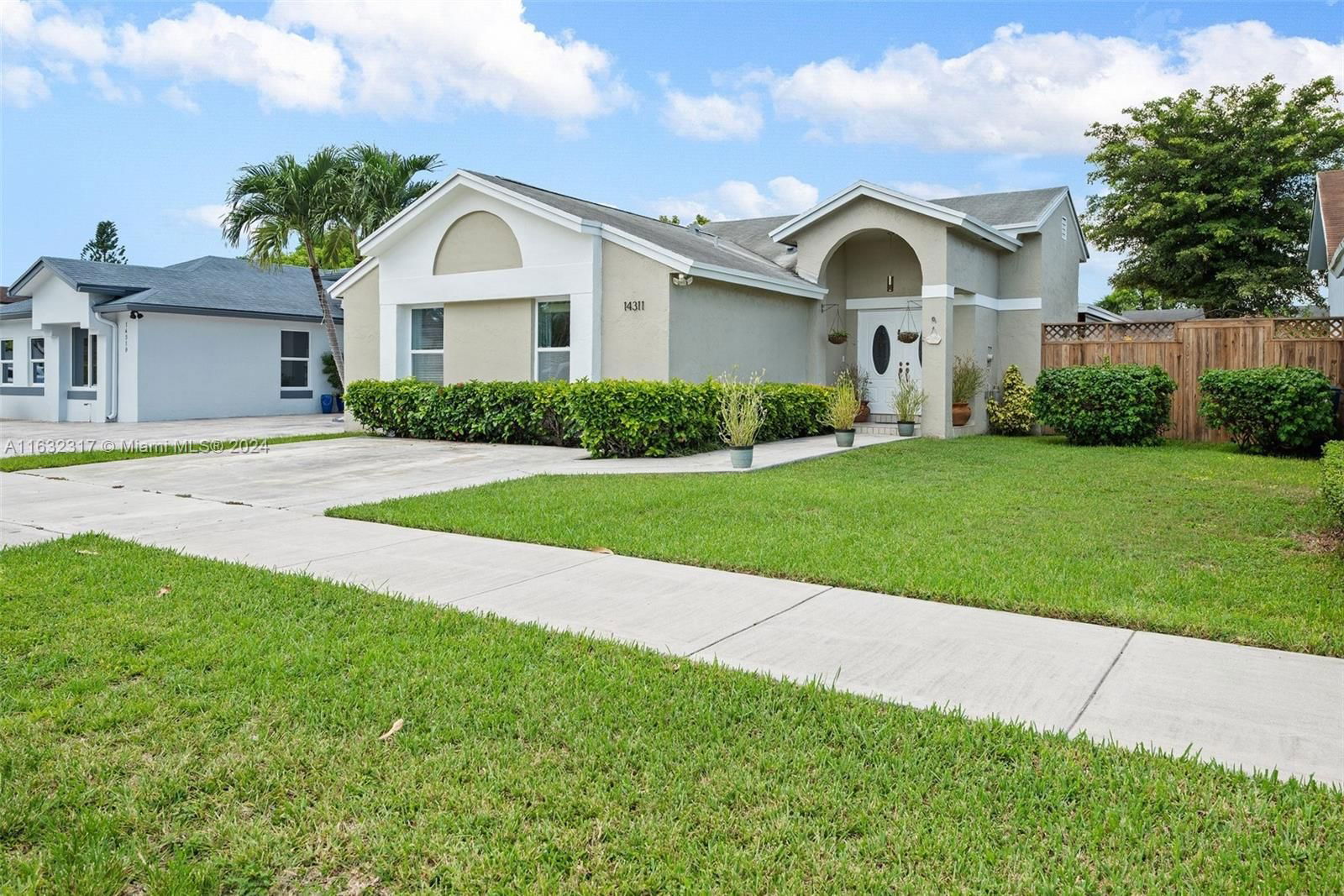 Real estate property located at 14311 103rd Ter, Miami-Dade, KENDALE BEST NO 2, Miami, FL