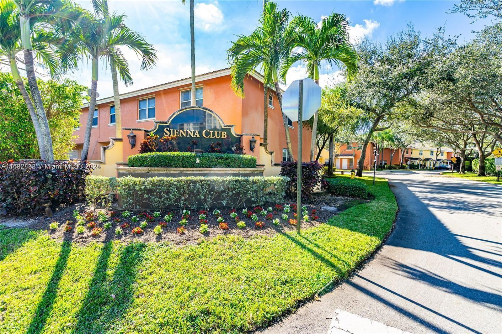 Real estate property located at 6752 Sienna Club Dr, Broward, S & R OF INVERRARY, Lauderhill, FL